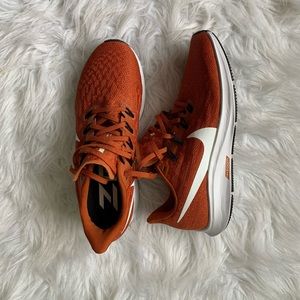 Women’s Nike Air Zoom Pegasus 36 Size 8.5